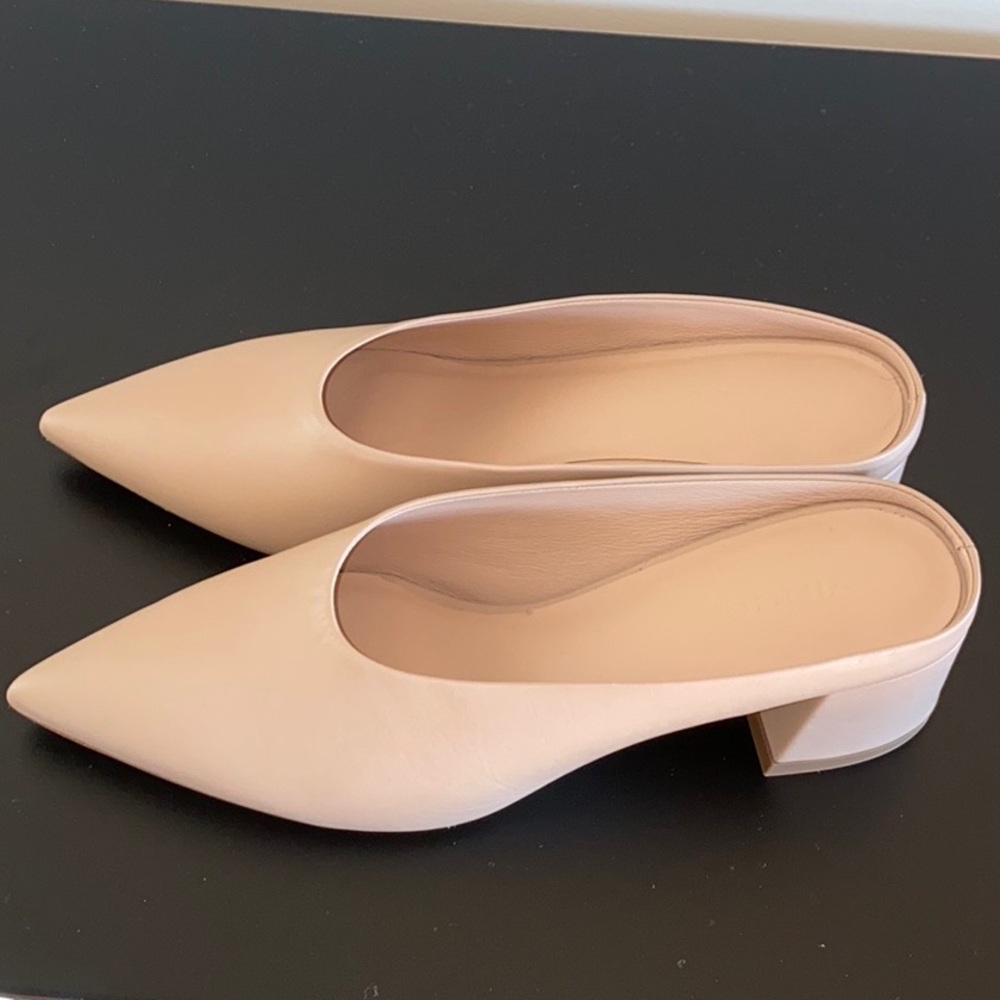 Vince Women's Ralston Leather Mules In Nude!!!